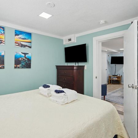 23 Center St - Sunny Side Down - Downstairs Apartment Folly Beach Exterior photo