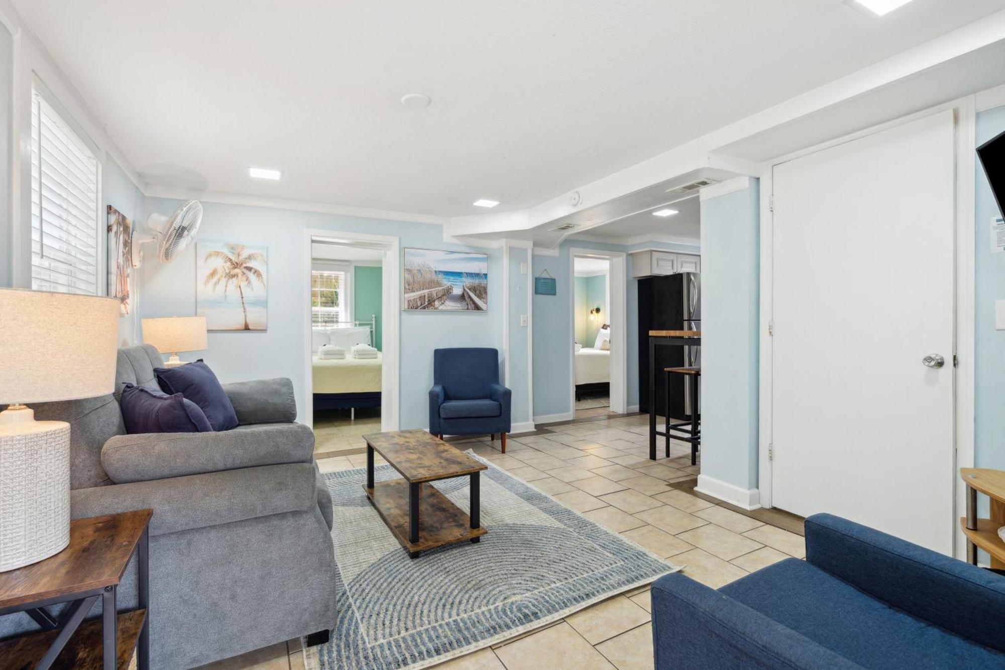 23 Center St - Sunny Side Down - Downstairs Apartment Folly Beach Exterior photo